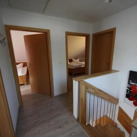 K 97 - Stilvolles Ferienhaus Mit Kamin & Wlan Am See In An Der Mueritz 펜션 *